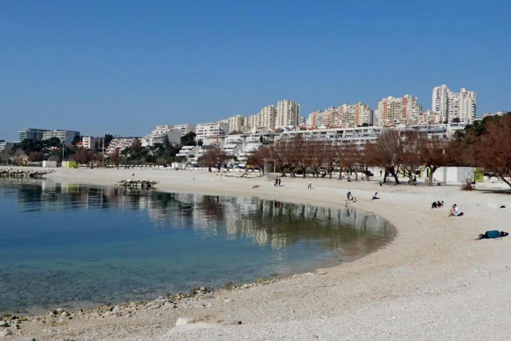 Apartment With Big Terrace Leon سبليت المظهر الخارجي الصورة